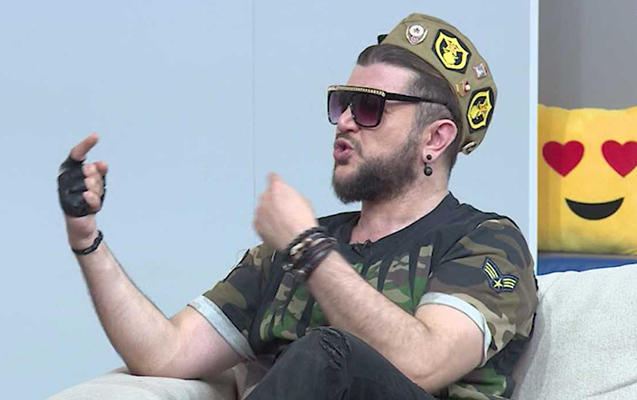 rehim-rehimli-qonsusu-ile-dalasib