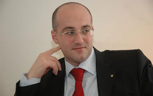 apa-tv-nin-rehberi-deyisdi
