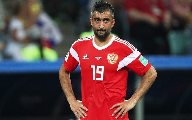 semedov-milli-karyerasini-basa-vurdu