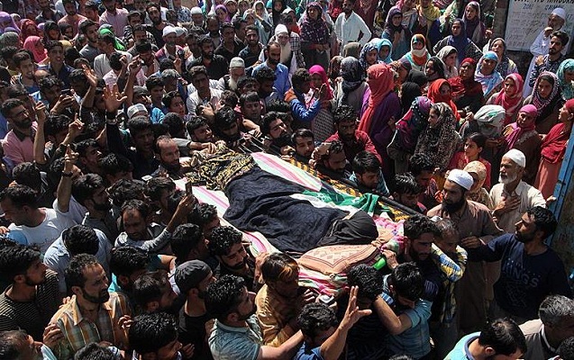 herbciler-aksiyacilara-ates-acdi