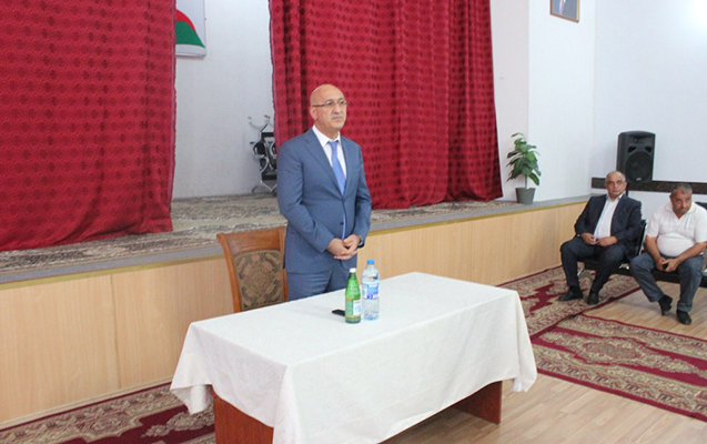 arif-qasimov-sakinlerin-problemlerini-dinledi