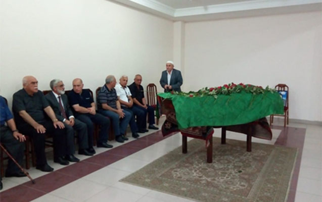 istiqlalci-deputatla-vida-merasimi-kecirilir