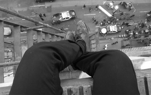 sumqayitda-intihara-cehdin-qarsisi-alindi