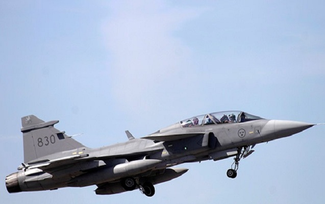 herbi-teyyare-qezaya-ugradi-pilot-sag-qaldi