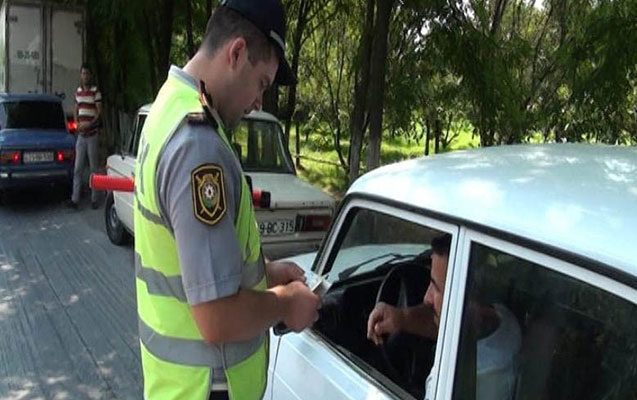 yol-polisi-bakida-reyd-kecirdi