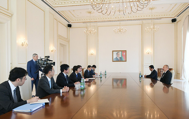 ilham-eliyev-yaponiyanin-xin-bascisi-ile-gorusub