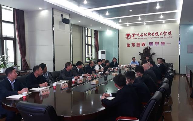 mustafa-babanli-cinli-telebelerile-gorusdu