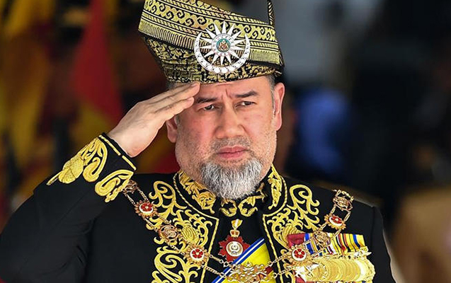 malayziya-krali-taxtini-terk-edib