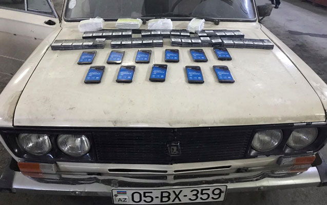 gurcustandan-ozu-ile-qanunsuz-mallar-getirdi