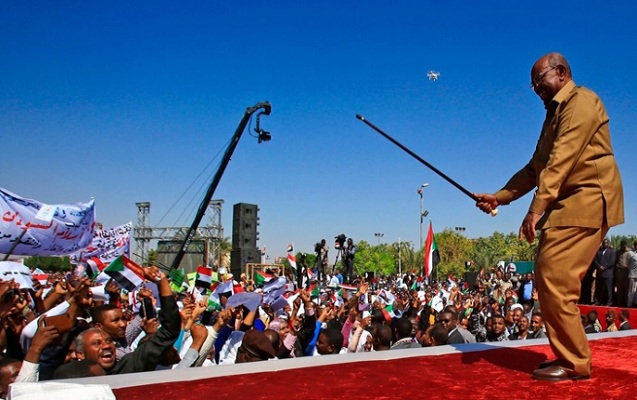 sudan-prezidenti-geri-addim-atdi