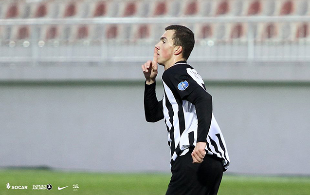 neftcinin-futbolcusu-axtarisa-verilib