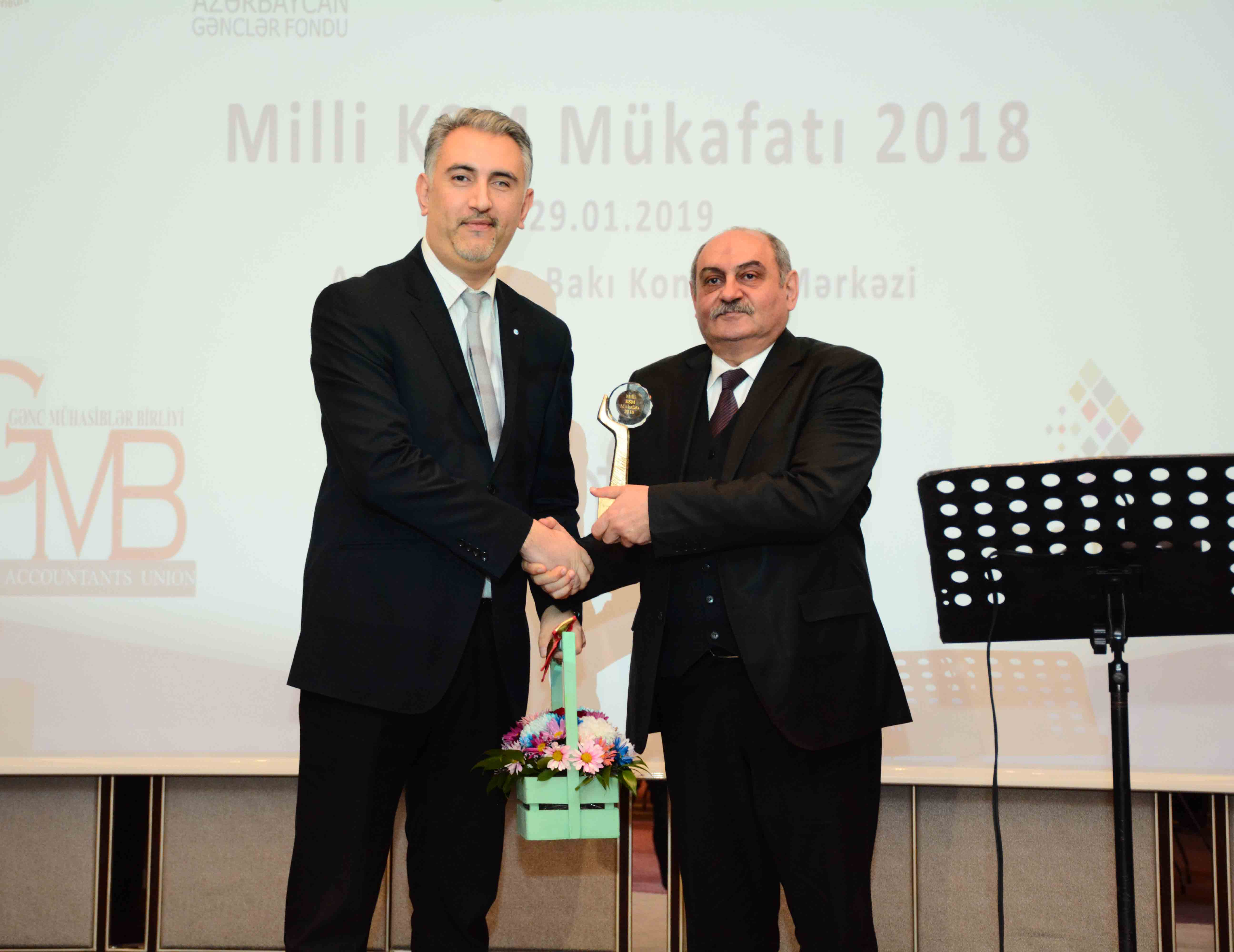 bank-respublikanin-sosial-layihesi-milli-ksm-mukafati-qazanib