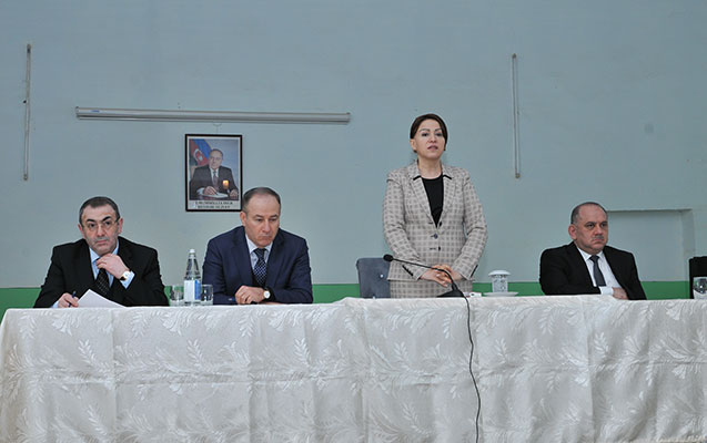 icra-bascisi-hokmeli-sakinleri-ile-gorusdu