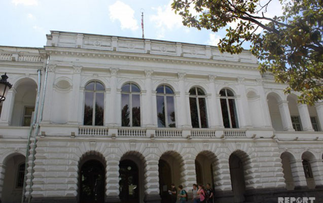 cumhuriyyetin-elan-olundugu-bina-berpa-edilecek