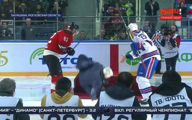 cixdi-buz-uste-qocaq