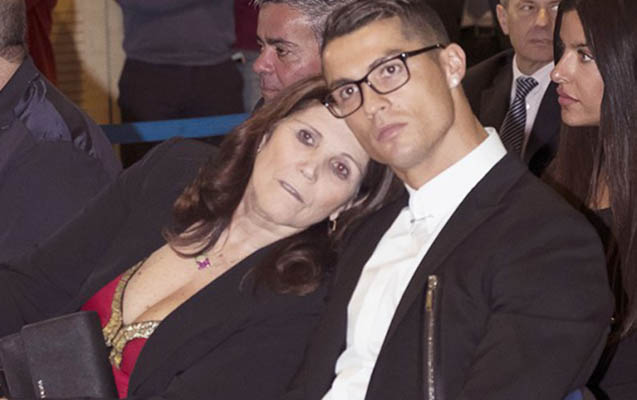 ronaldonun-anasi-xercenge-yoluxub