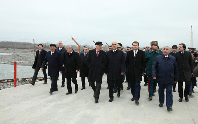 rusiya-ve-azerbaycan-numayende-heyetleri-derbendde-gorusdu