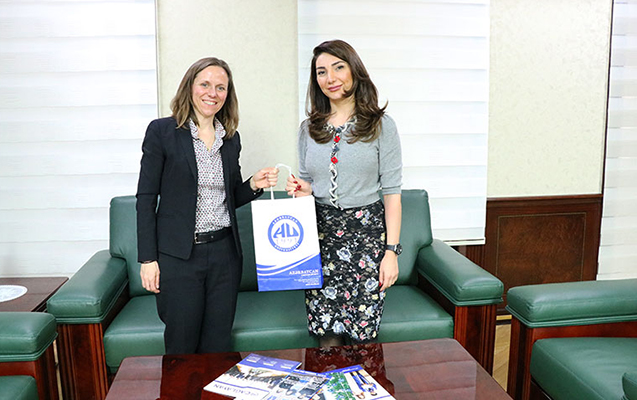 alman-professor-azerbaycan-universitetinde-muhazire-oxuyacaq