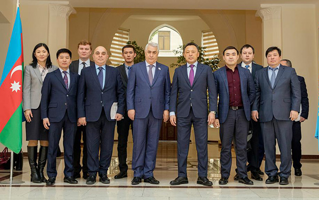 cavid-qurbanov-qazaxistanli-hemkari-ile-gorusdu