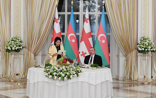 gurcustan-prezidenti-eli-bey-huseynzadeden-danisdi
