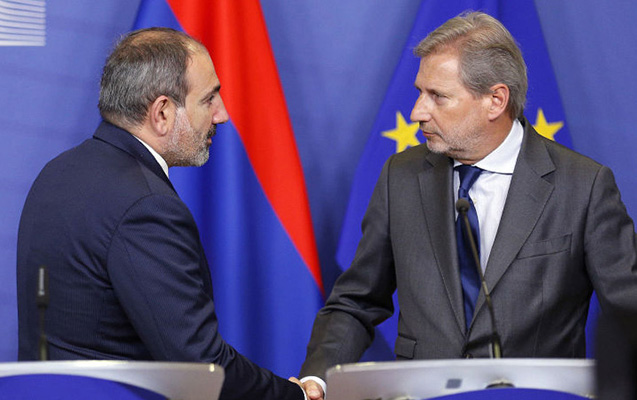 avrokomissar-pasinyani-onunla-sehv-saldi