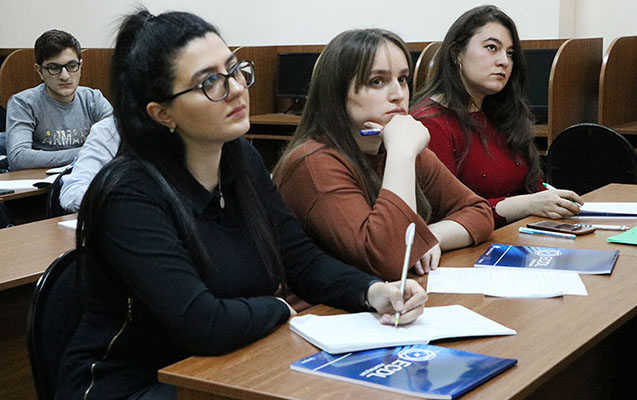azerbaycan-universitetinin-telebeleri-ecdl-sertifikati-alacaq