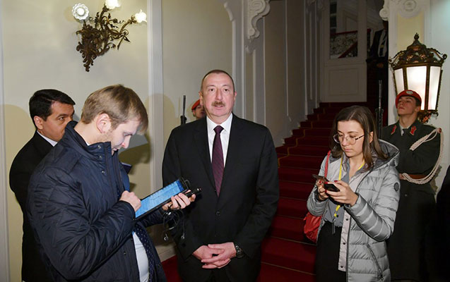 danisiqlar-prosesi-neticeye-yoneldilmelidir