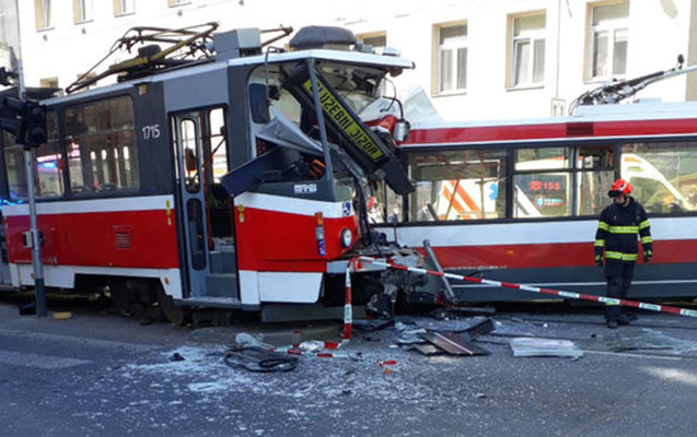 cexiyada-tramvay-trolleybusla-toqqusdu-40-yarali-var
