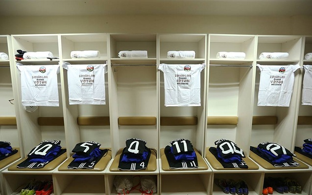 futbolculardan-sehidlerin-ruhuna-ehtiram