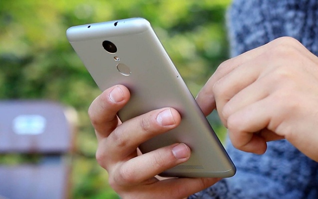 xiaomi-smartfonlarinda-ciddi-bosluq-tapildi