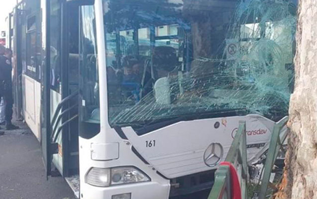 Bakıda növbəti avtobus qəzası - 8 yaralı