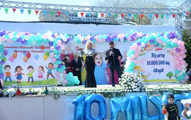 nesimide-10-milyonuncu-sakine-gore-konsert-ve-atesfesanliq-olub