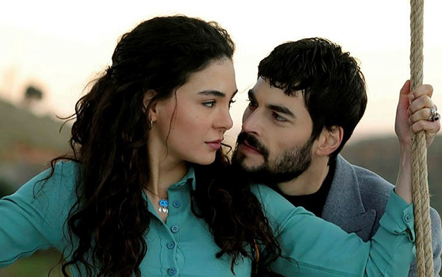 hercai-ulduzlarinin-1-milyonluq-sevinci
