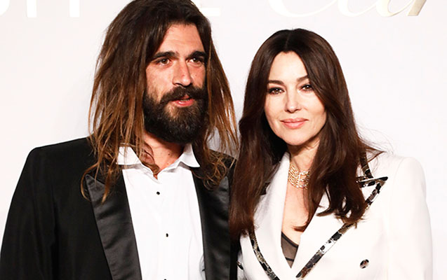 monika-ozunden-18-yas-kicik-sevgilisi-ile-qirmizi-xalida