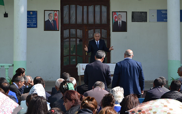ali-aliyev-ehmedalilarda-qebul-kecirib