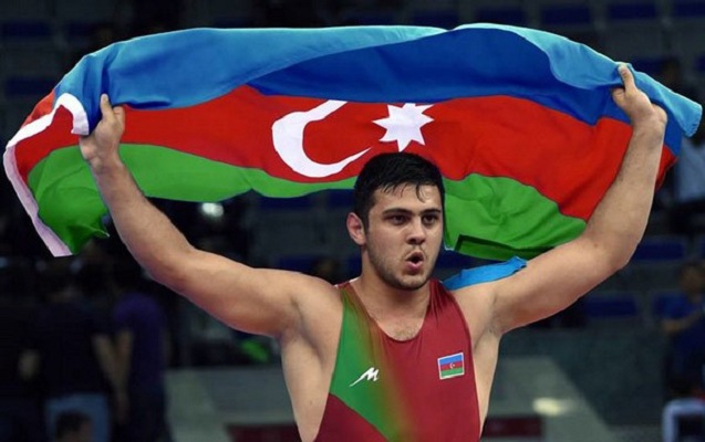 daha-bir-pehlevanimiz-ermeni-gulescini-meglub-etdi