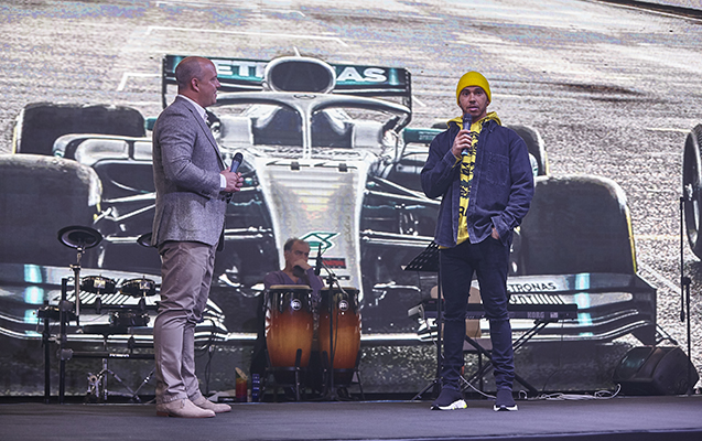 bakida-aprel-ayi-mohtesem-hadise-ile-basa-catdi