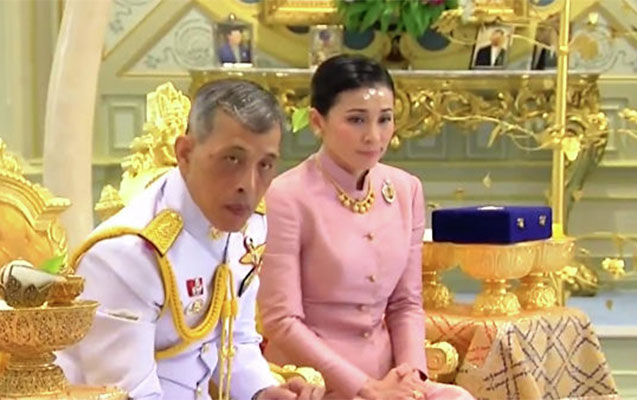 tailand-krali-kecmis-stuardessa-ile-evlendi