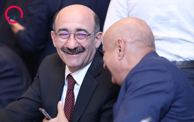 ebulfes-qarayev-de-forumda-cixis-etdi