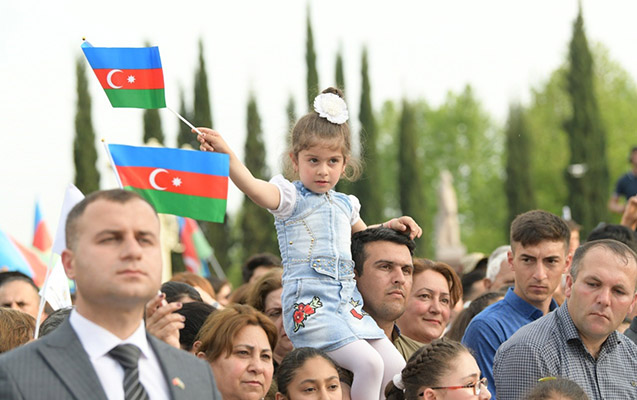 heyder-eliyev-fondu-agdamda-konsert-proqrami-teskil-edib