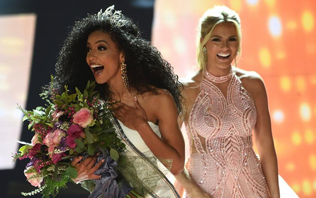 Ehtirosli opish va jinsiy aloqa videolari