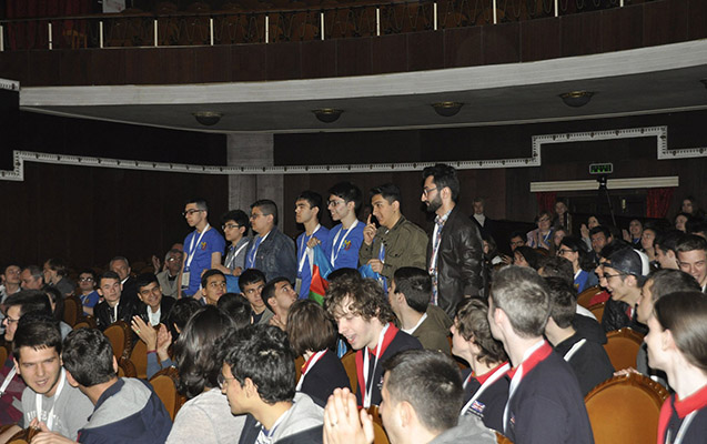 azerbaycanli-mektebliler-olimpiadada-5-medal-qazanib