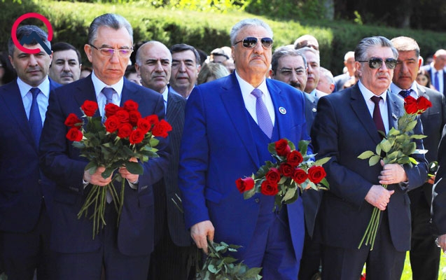 yap-resmileri-heyder-eliyevi-andi