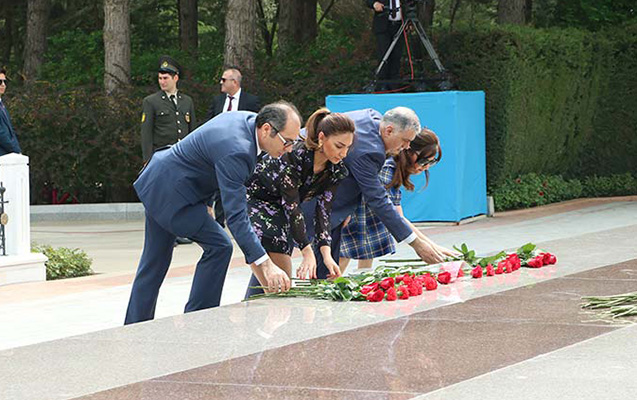 azerbaycan-universitetinde-heyder-eliyevin-xatiresi-anilib
