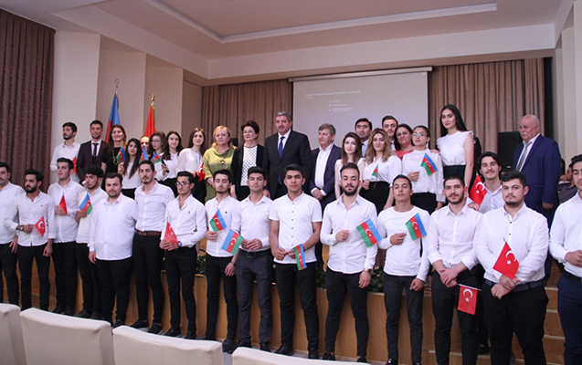 azerbaycan-turkiye-dostlugunun-numayisi