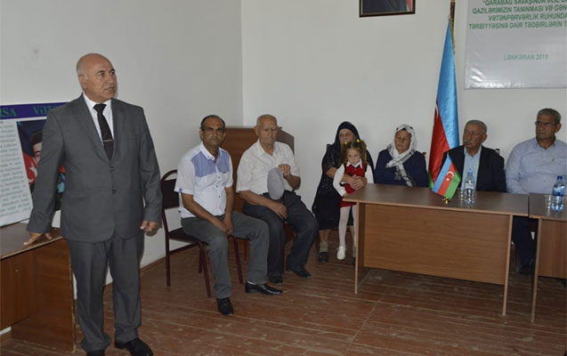 lenkeranda-veteranlar-eliller-ve-sehid-aileleri-ile-gorus-kecirilib