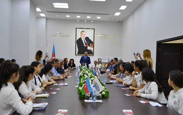 yasamalda-respublika-gunu-qeyd-olunub
