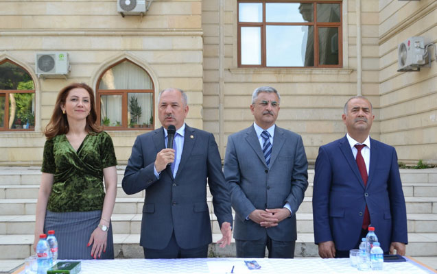 yasamal-rayonunda-sakinlerle-novbeti-gorus