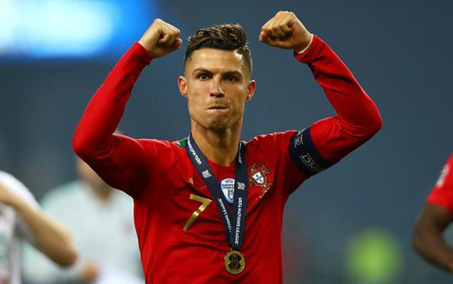 ronaldo-5-ci-oldu