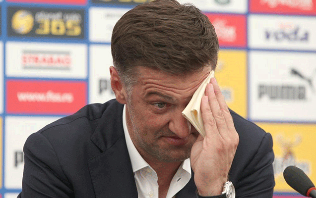 serbiya-millisinin-bas-mesqcisi-istefa-verdi